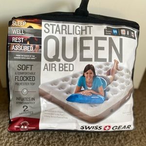 Swiss Gear Starlight Queen Air Bed with Pump